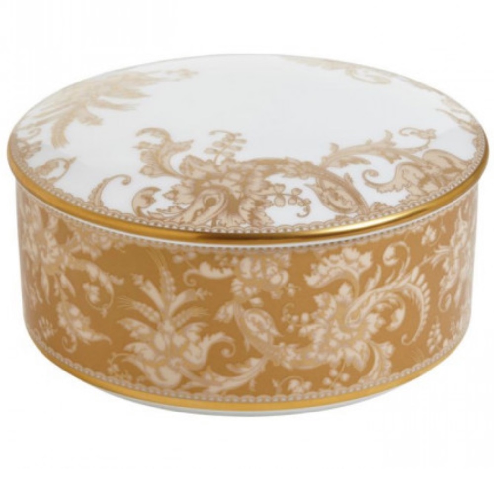 Prouna jewelry box (new in box)